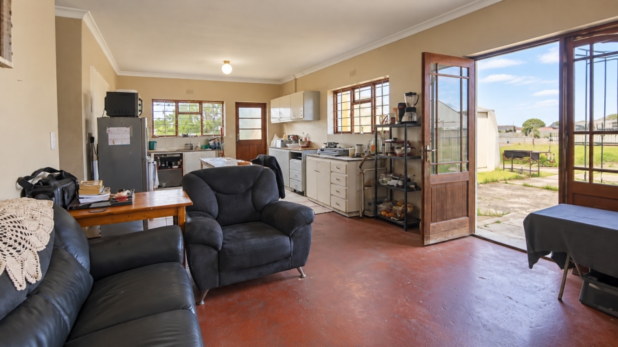 4 Bedroom Property for Sale in Bredasdorp Western Cape